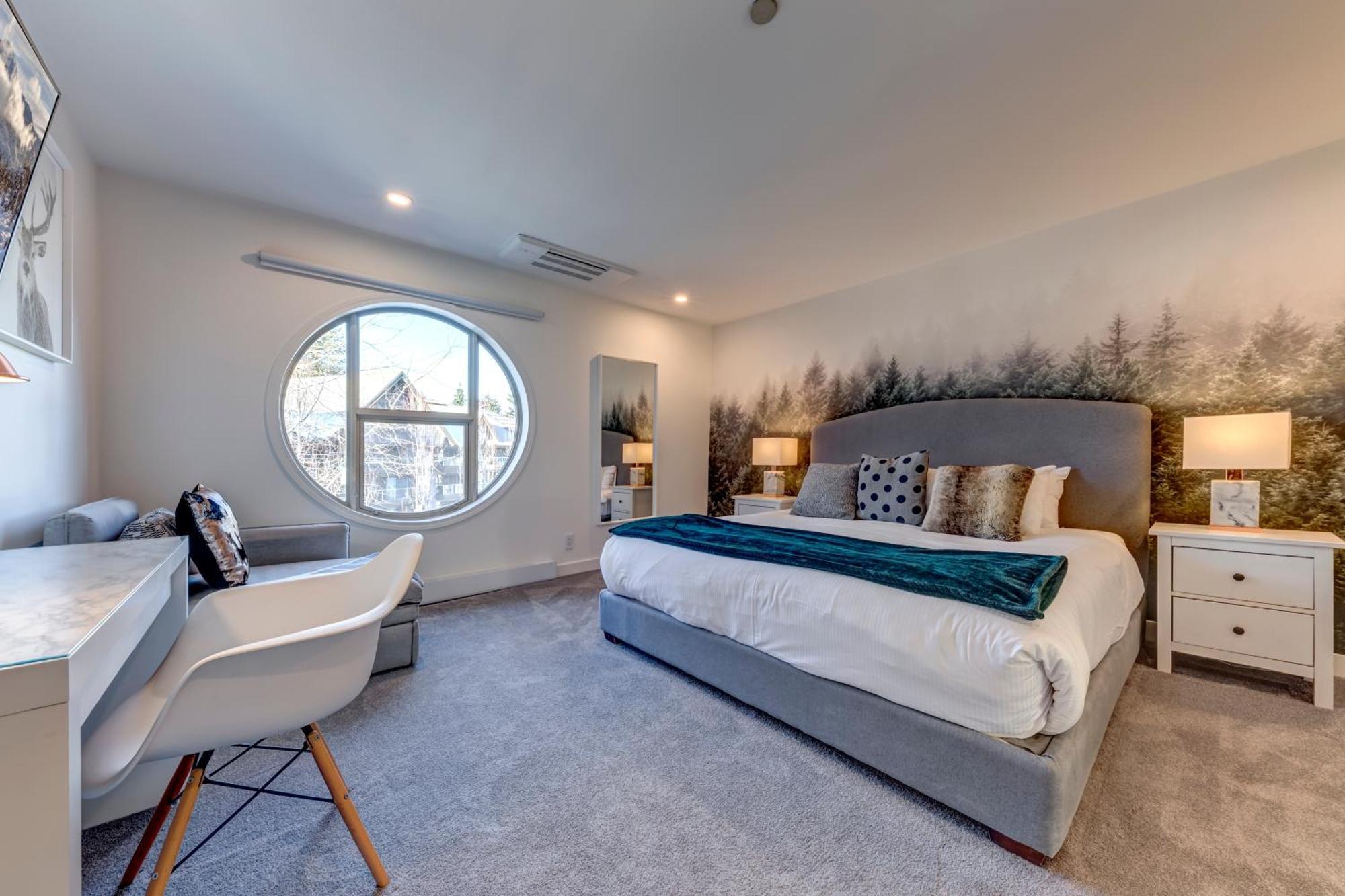 The Lookout Penthouse // A Luxe Suite In Уислър Екстериор снимка